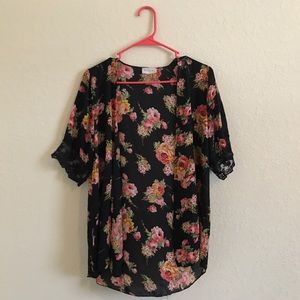 FLORAL KIMONO